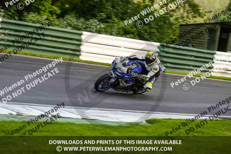 cadwell no limits trackday;cadwell park;cadwell park photographs;cadwell trackday photographs;enduro digital images;event digital images;eventdigitalimages;no limits trackdays;peter wileman photography;racing digital images;trackday digital images;trackday photos